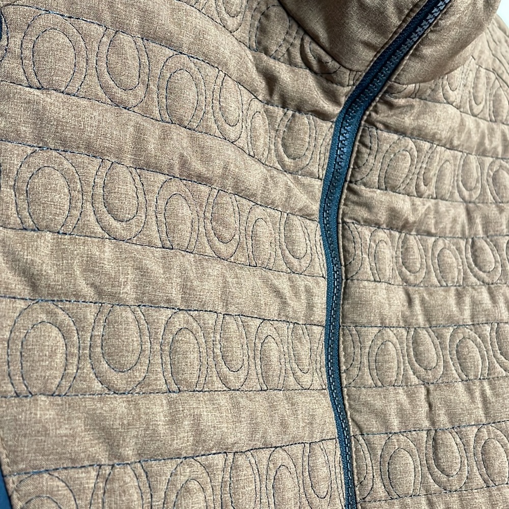 Kerrits Brown and Black Quilted Stretch Vest - Picture 8 of 9